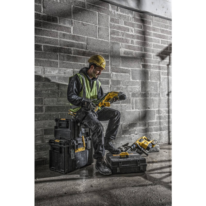 �������� �������������� �������������� ����������� DeWALT DCN890P2 