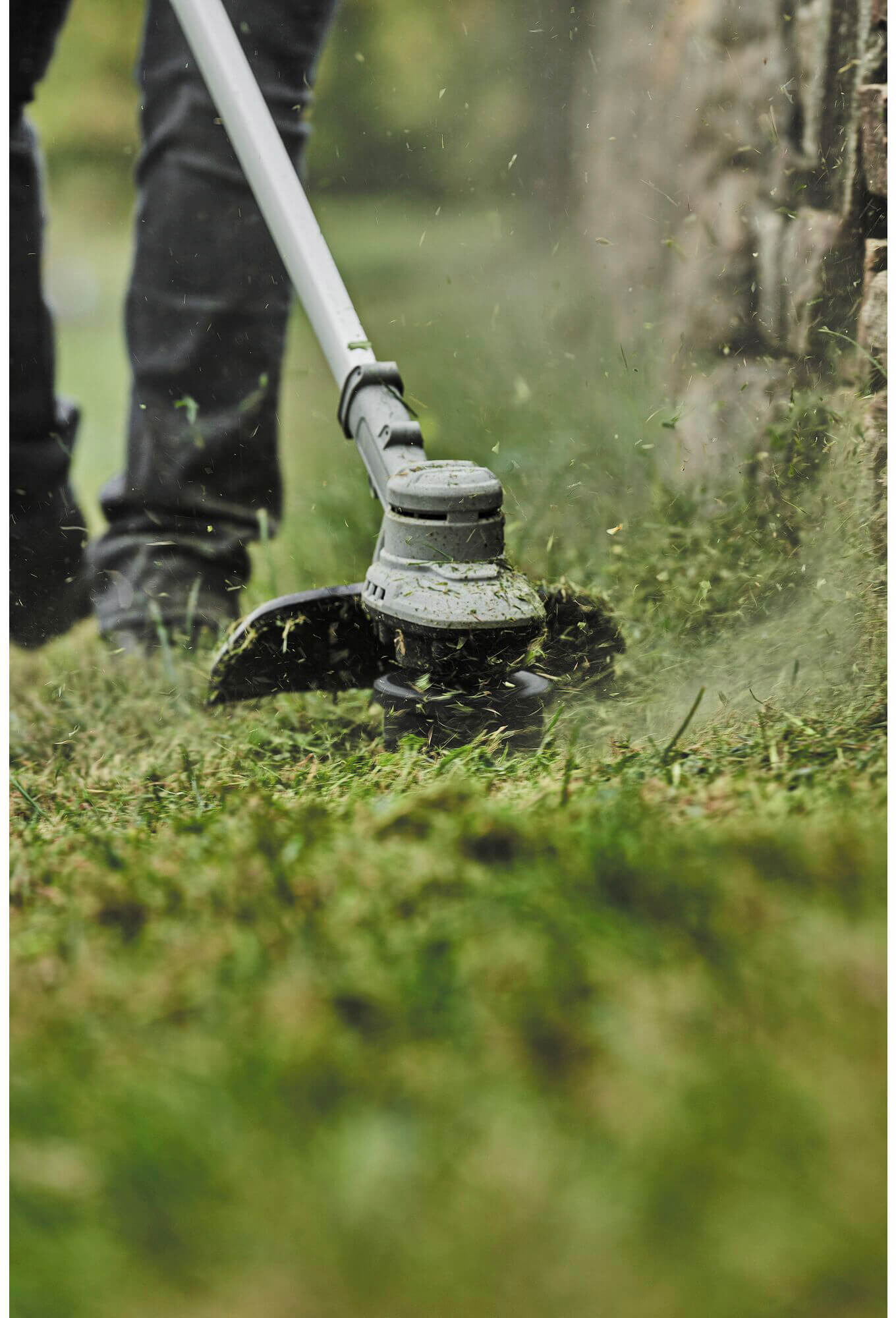 ���� �������������� ����������� DeWALT DCMST561N 