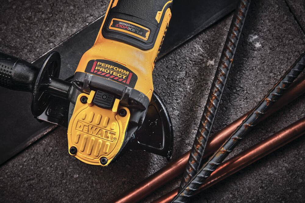 ���������� ������� - �������� �������������� ����������� DeWALT DCG409T1 