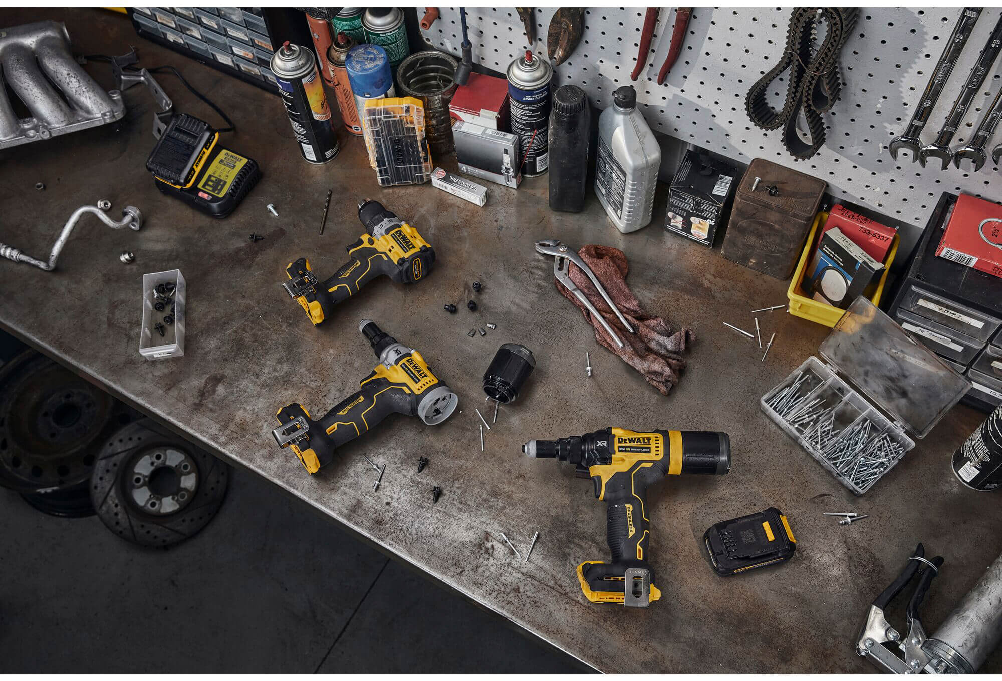 ���������� �������������� ����������� DeWALT DCF414E2GT 