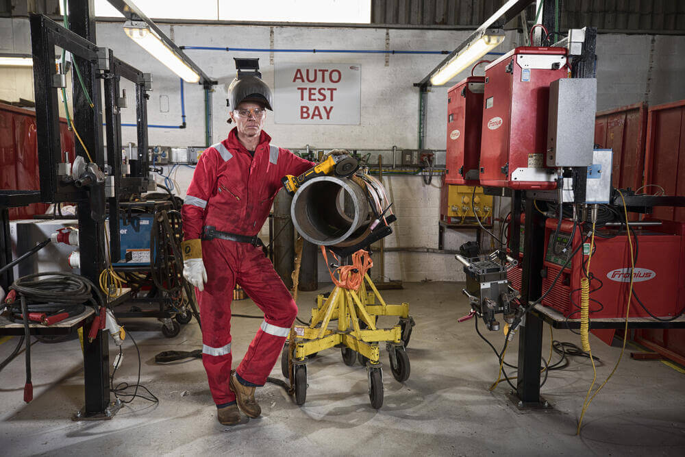 ���������� ������� - �������� �������������� ����������� DeWALT DCG405P3 