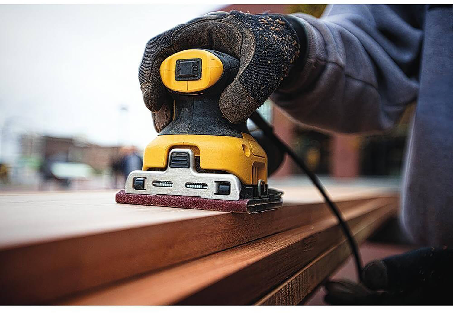 ���������� ������������ ������� DeWALT DWE6411 
