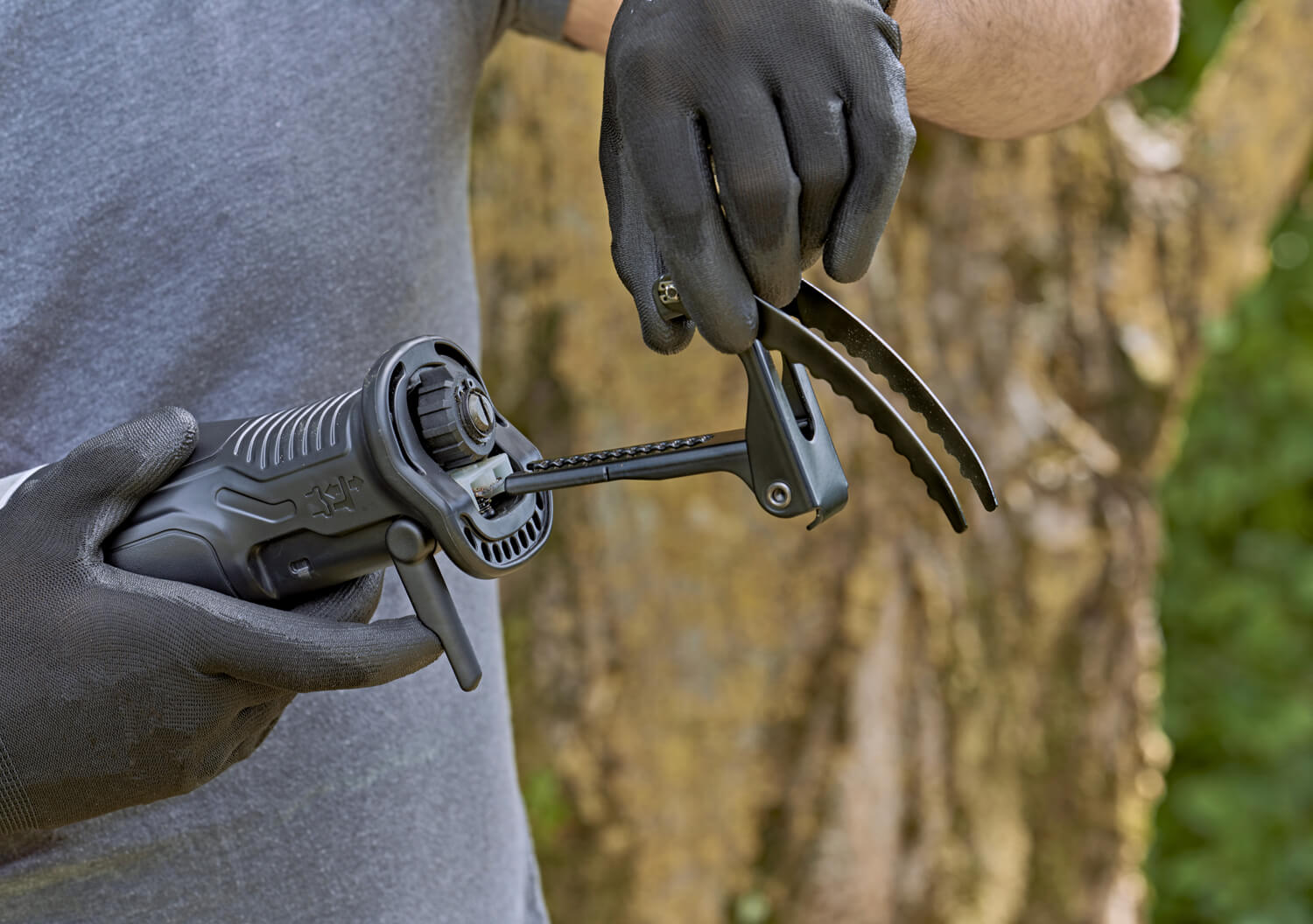 ���� ��������� ������� BLACK+DECKER BES301K 