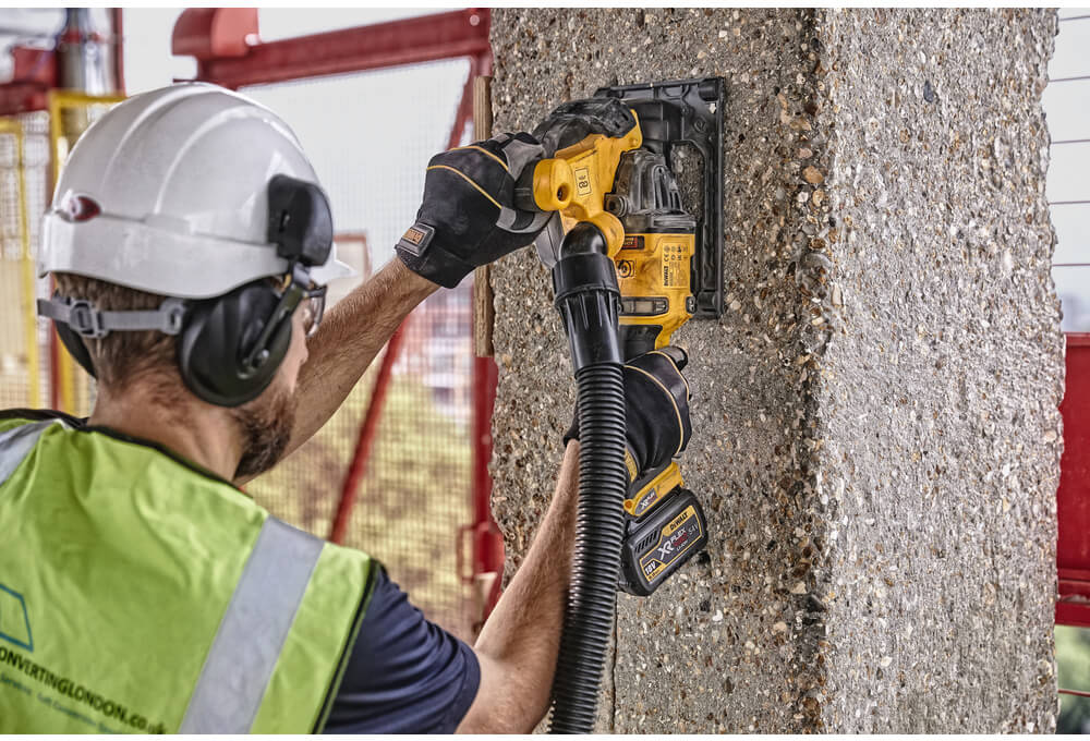 ��������� �������������� ����������� DeWALT DCG200T2 
