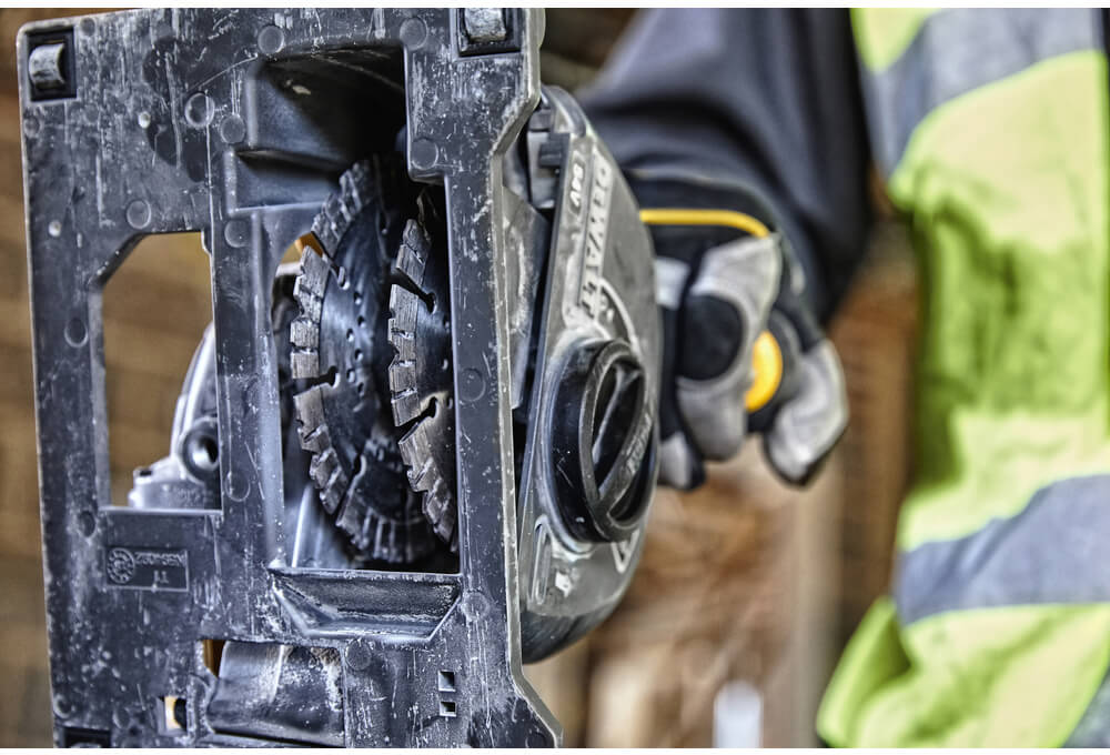 ��������� �������������� ����������� DeWALT DCG200T2 