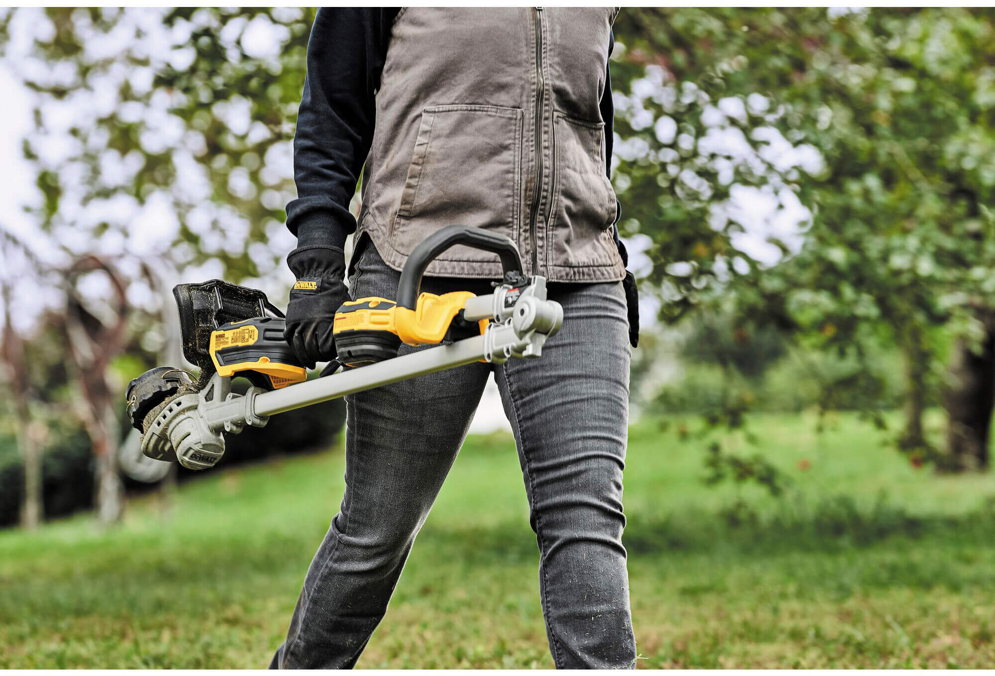 ���� �������������� ����������� DeWALT DCMST561N 