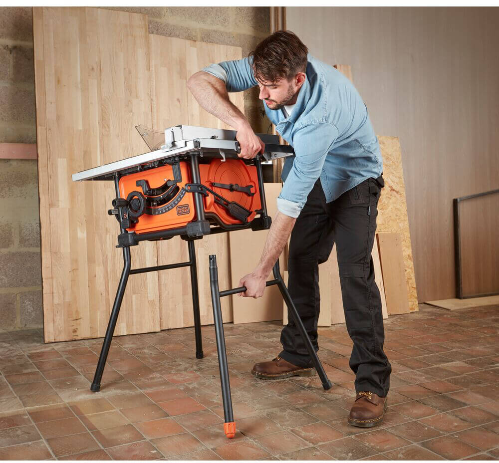 ���� ���������� ������� BLACK+DECKER BES720 