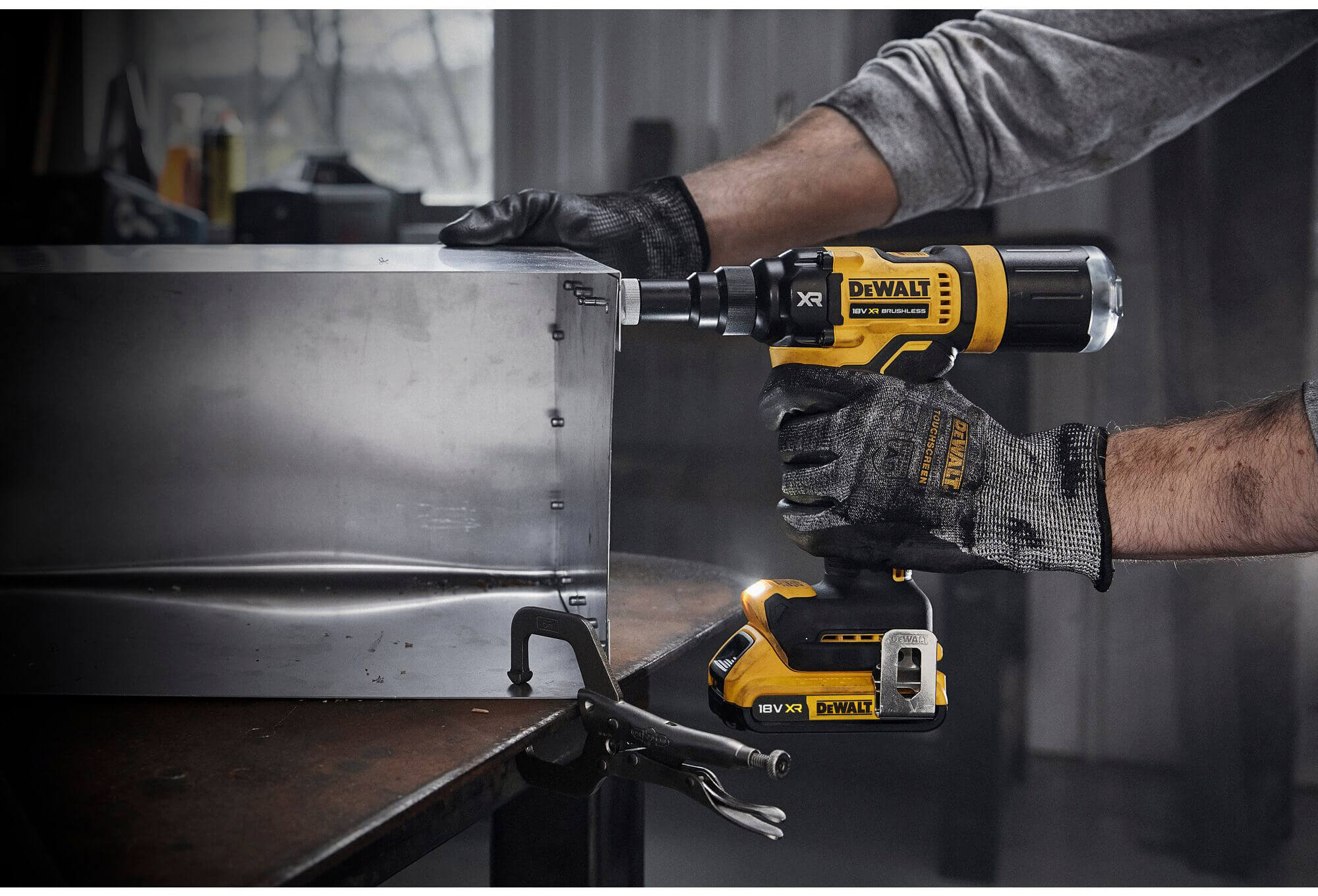 ���������� �������������� ����������� DeWALT DCF403NT 