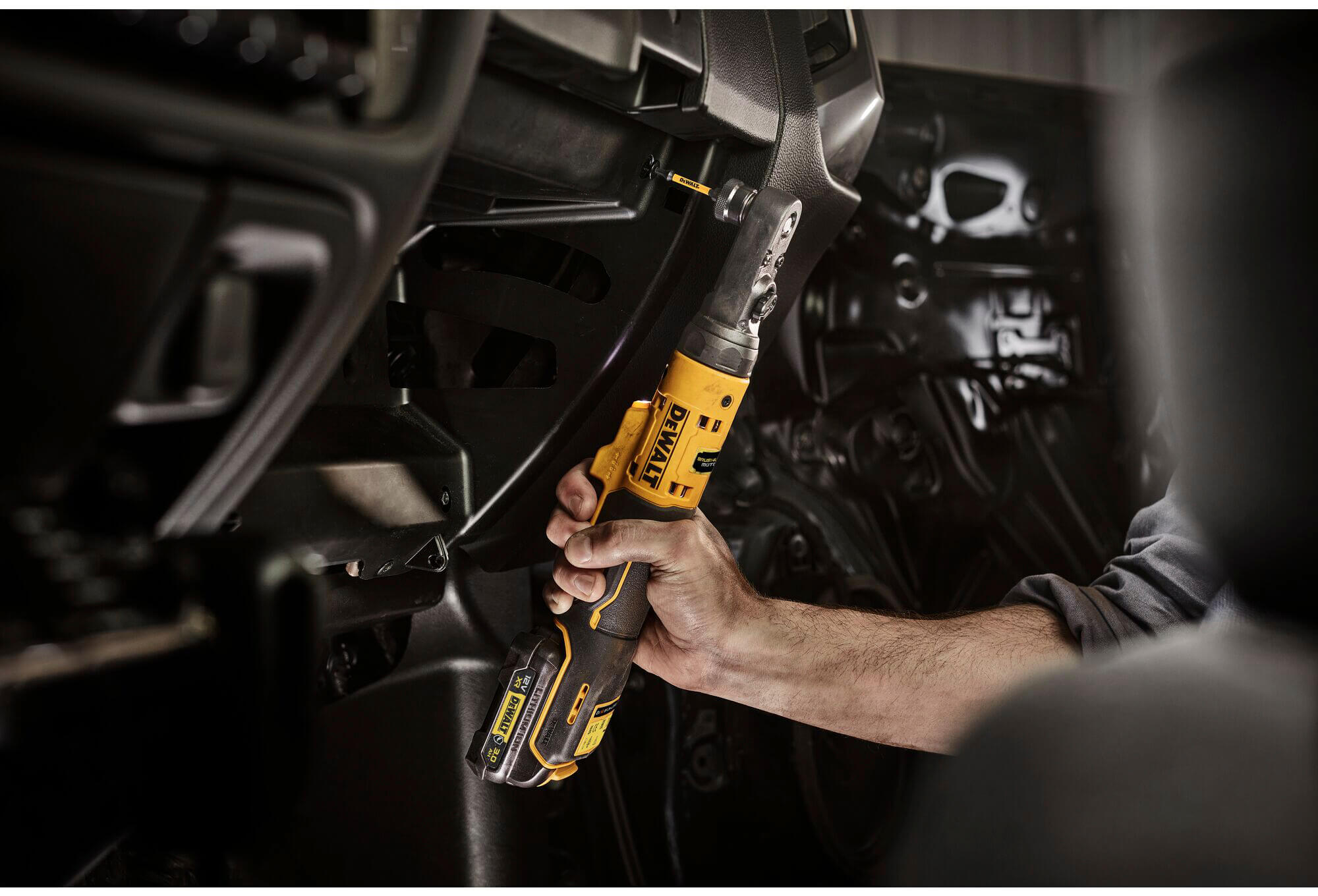 ��������� ������� - �������� �������������� ����������� DeWALT DCF500N 