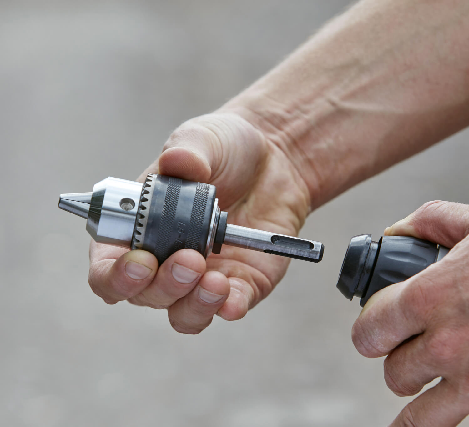 ���������� �������������� BLACK+DECKER BCD900D1S 