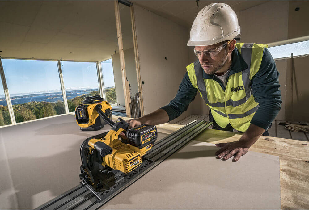 ���� �������� ��������� �������������� DeWALT DCS520NT 