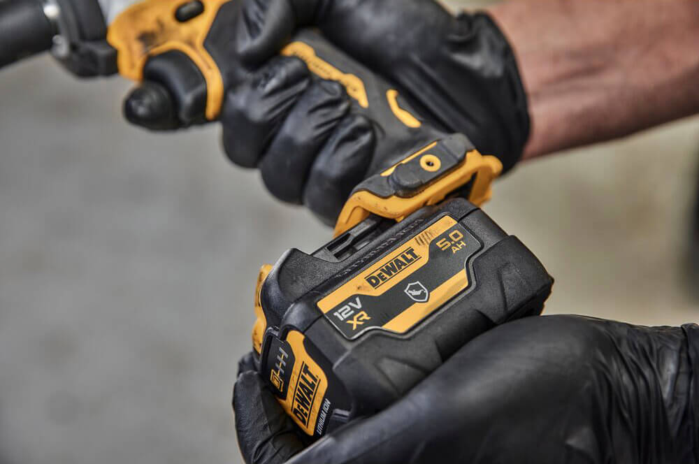 �������������� ������� GFN DeWALT DCB126G DCB126G 
