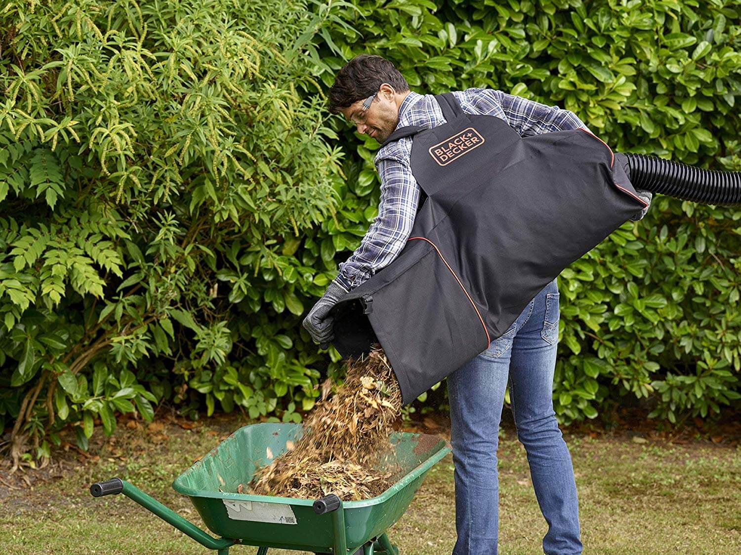 ������� ������� ������������� BLACK+DECKER BEBLV300 