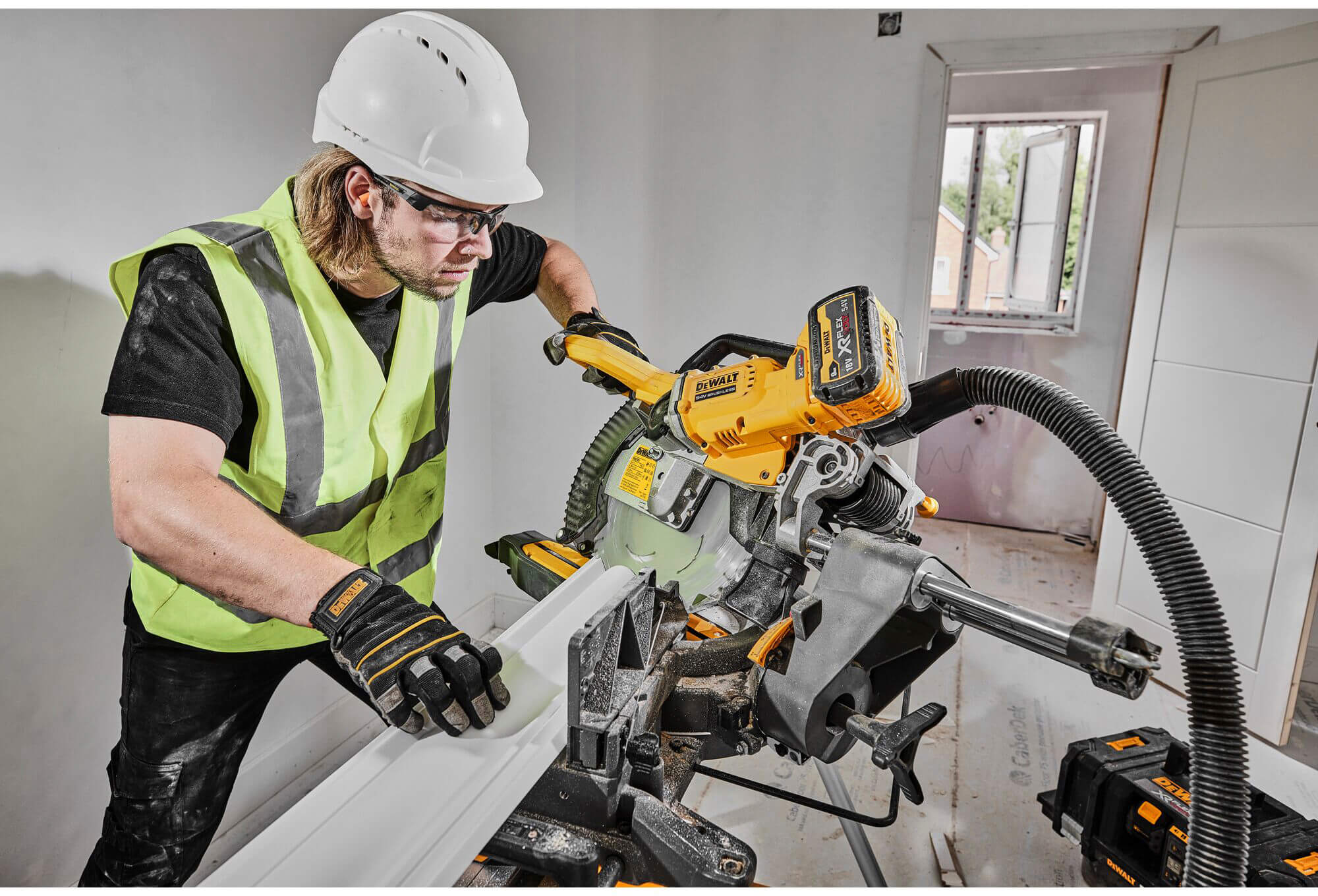 ���� ����������� �������������� ���������� DeWALT DCS781N 