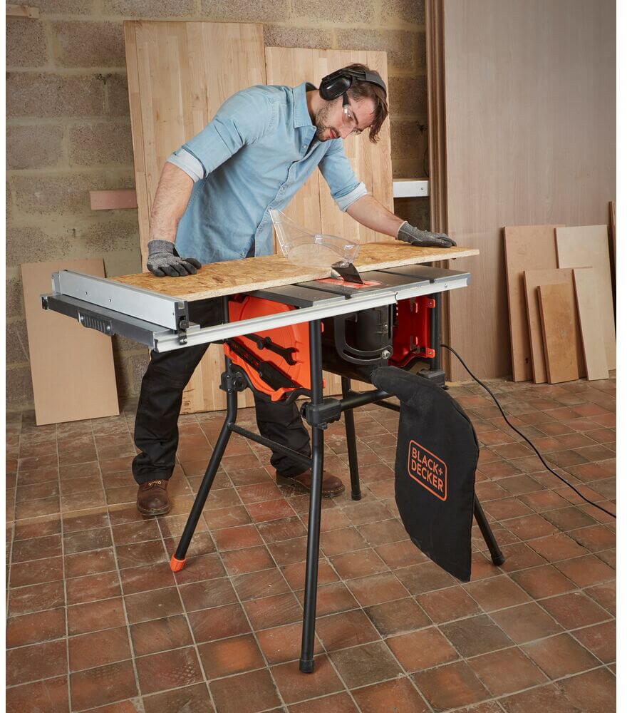 ���� ���������� ������� BLACK+DECKER BES720 