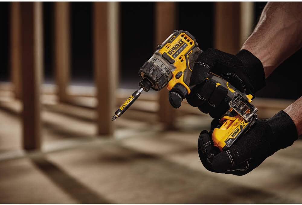 ���������� �������������� ����������� DeWALT DCF601D2 