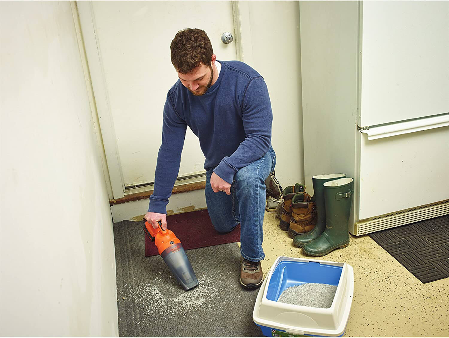 ������� �������������� BLACK+DECKER BDCDB18N 