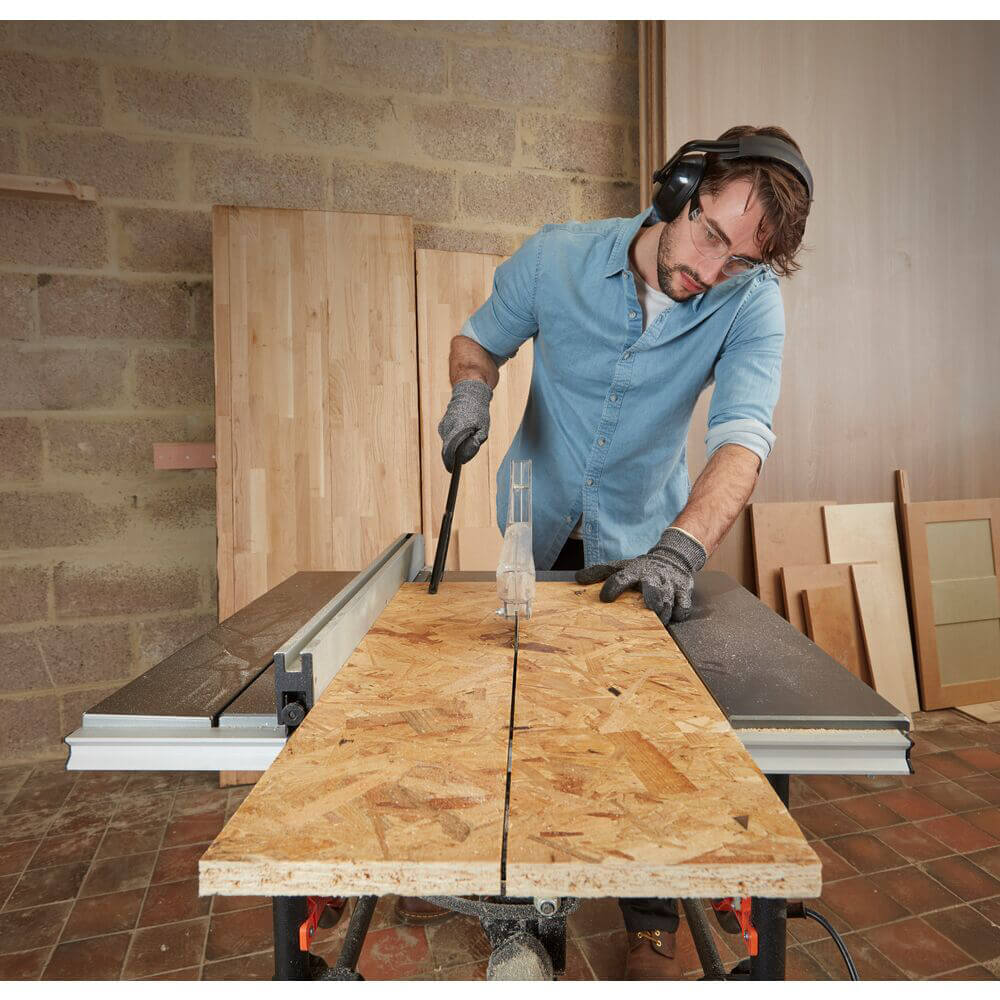 ���� ���������� ������� BLACK+DECKER BES720 