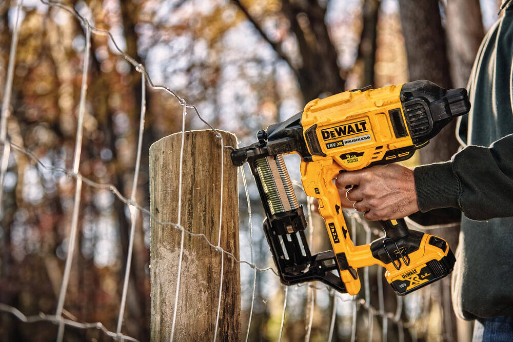 ������� ������������� �������������� ����������� DeWALT DCFS950N 