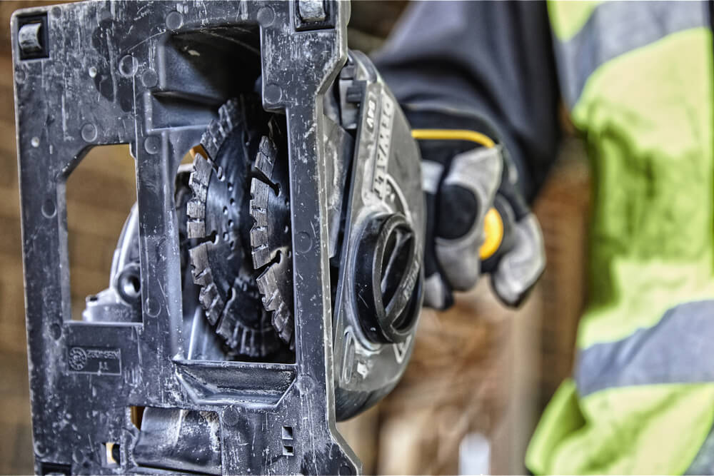 ��������� �������������� ����������� DeWALT DCG200NT 