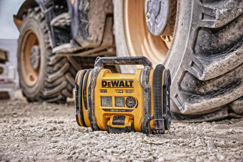 ���������� ��������� �������������� DeWALT DCC018N 