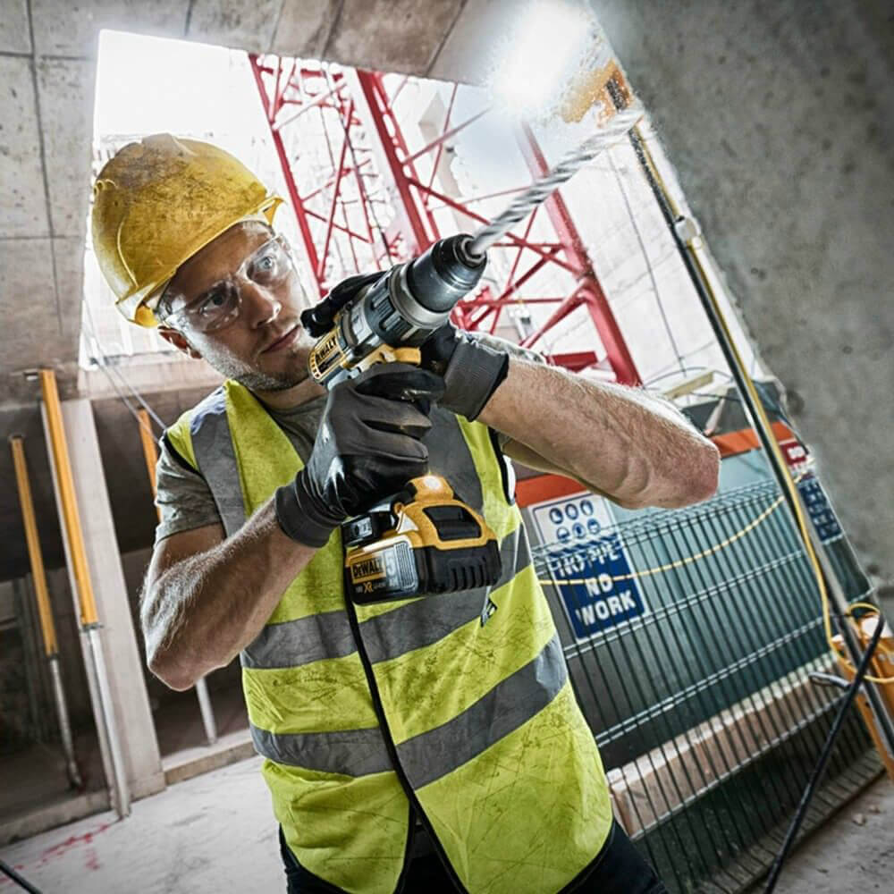 �����- ���������� �������������� ����������� ������� DeWALT DCD996P3 