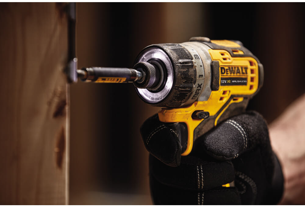 ���������� �������������� ����������� DeWALT DCF601D2 