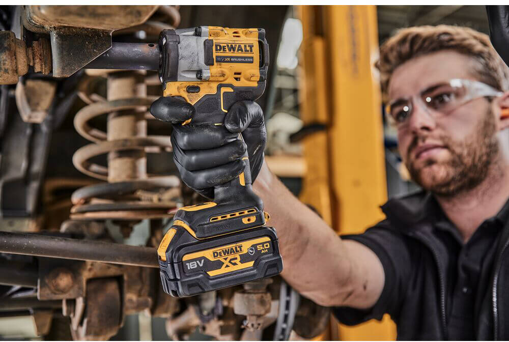 ��������� ������� �������������� ����������� DeWALT DCF923N 