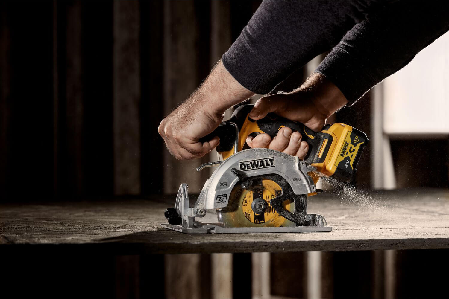 ���� �������� �������������� ����������� DeWALT DCS512N 