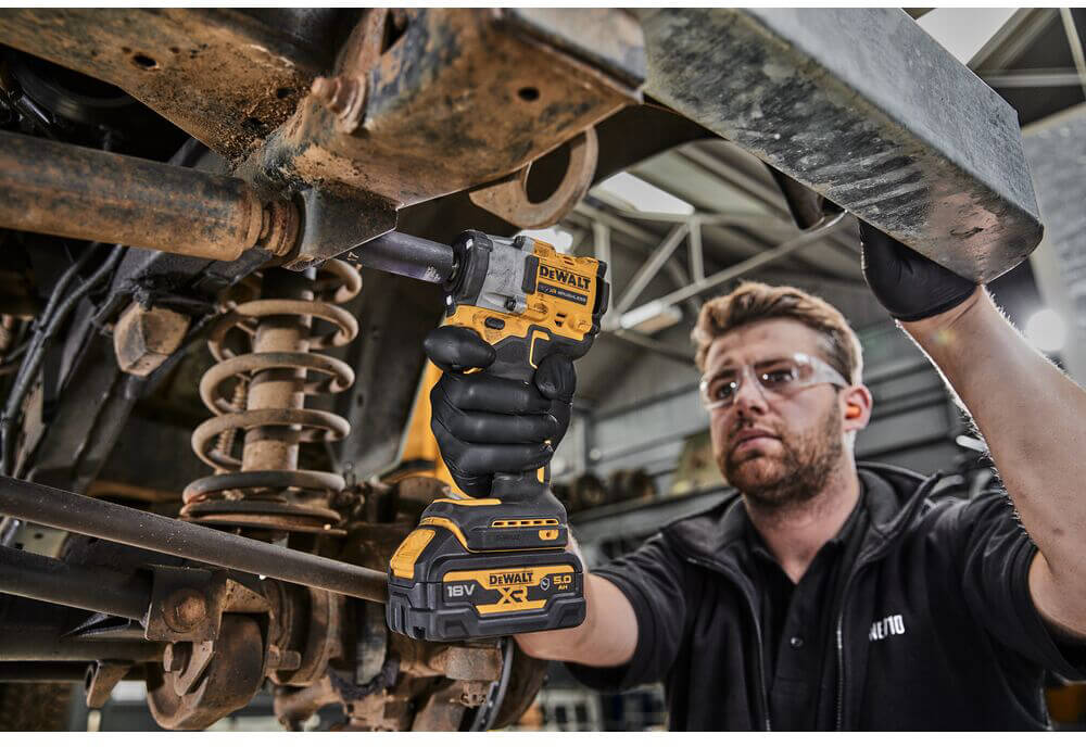 ��������� ������� �������������� ����������� DeWALT DCF923P2G 