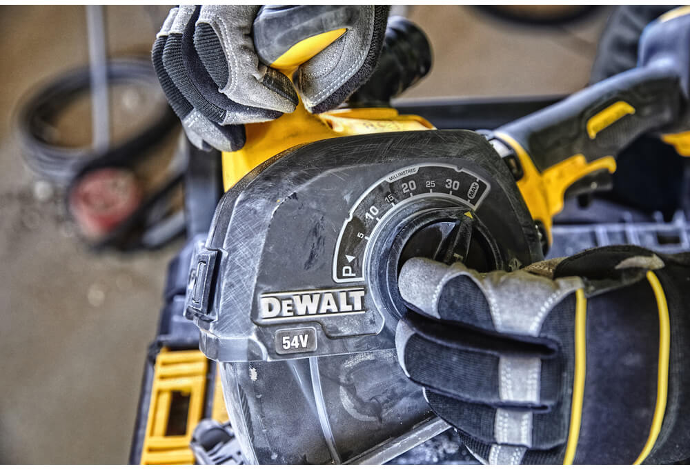 ��������� �������������� ����������� DeWALT DCG200T2 