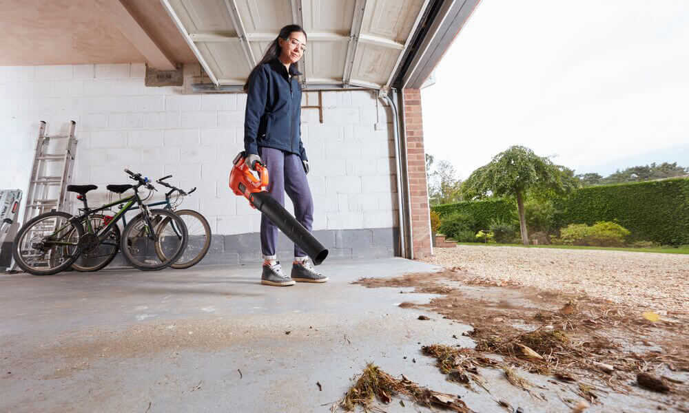 ������������ �������������� BLACK+DECKER BCBL200L 