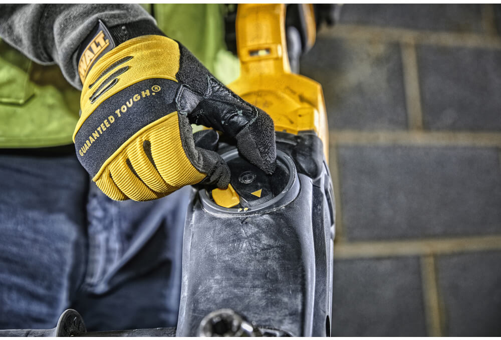 ����� �������������� ����������� DeWALT DCD470N 
