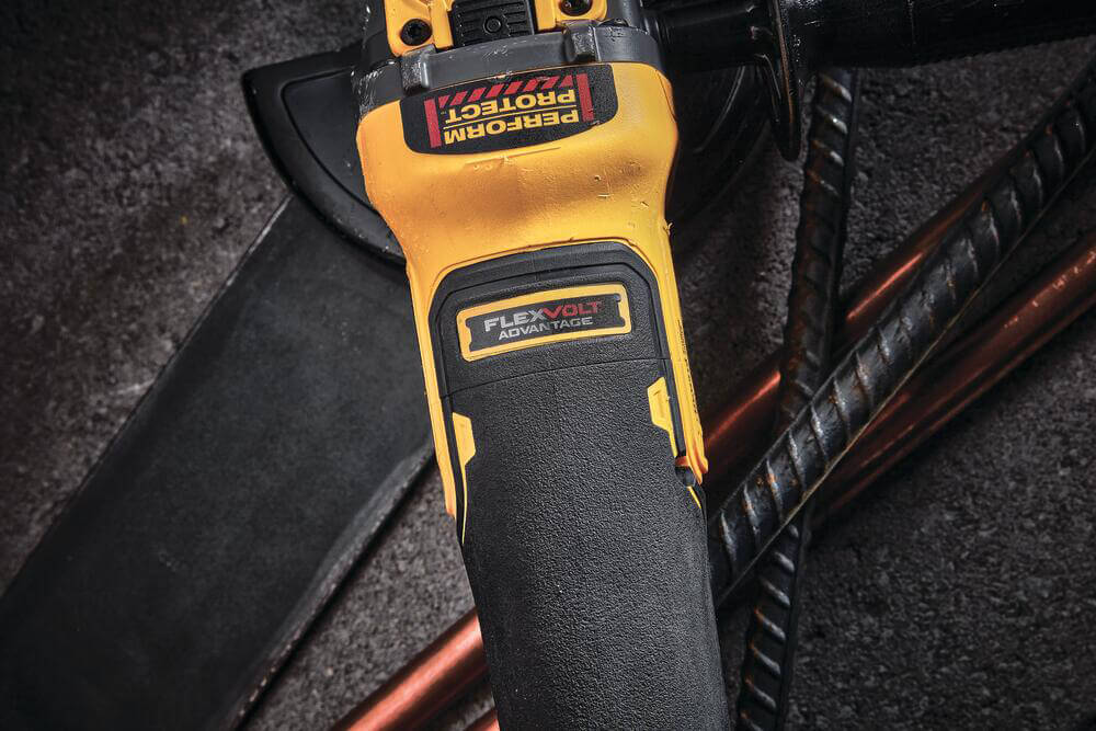 ���������� ������� - �������� �������������� ����������� DeWALT DCG409T1 