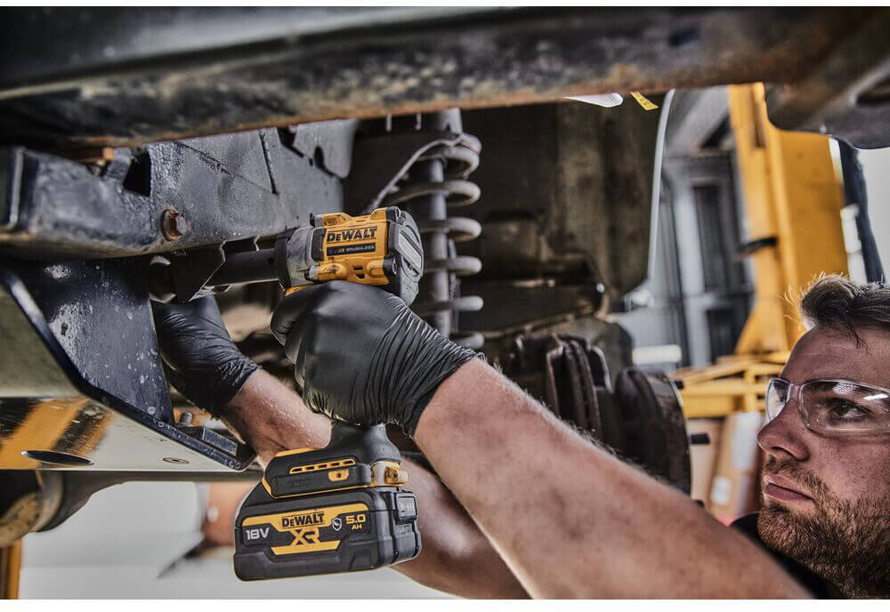 ��������� ������� �������������� ����������� DeWALT DCF921P2G 