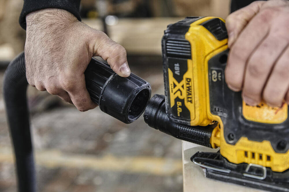 ���������� ������������ �������������� DeWALT DCW200N 