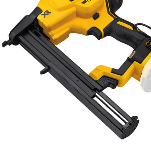 ������� ������������� �������������� ����������� DeWALT DCN681N 