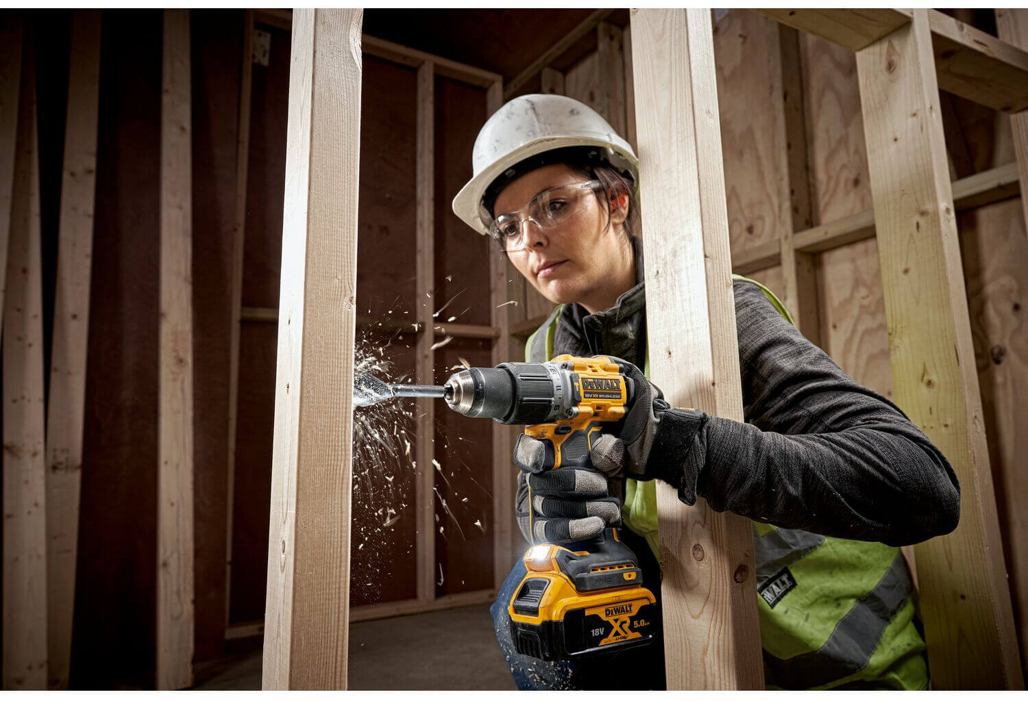 �����-��������� �������������� ����������� ������� DeWALT DCD805P2T 