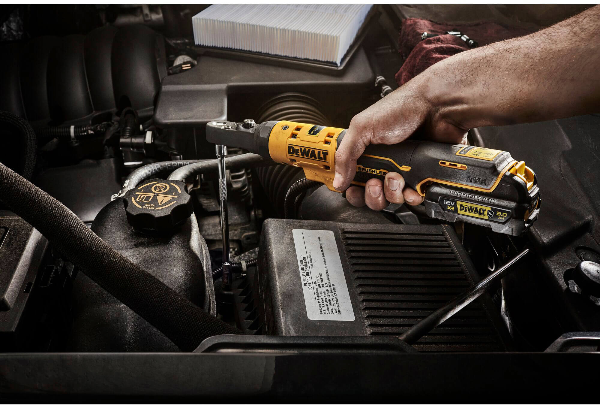 ��������� ������� - �������� �������������� ����������� DeWALT DCF500N 