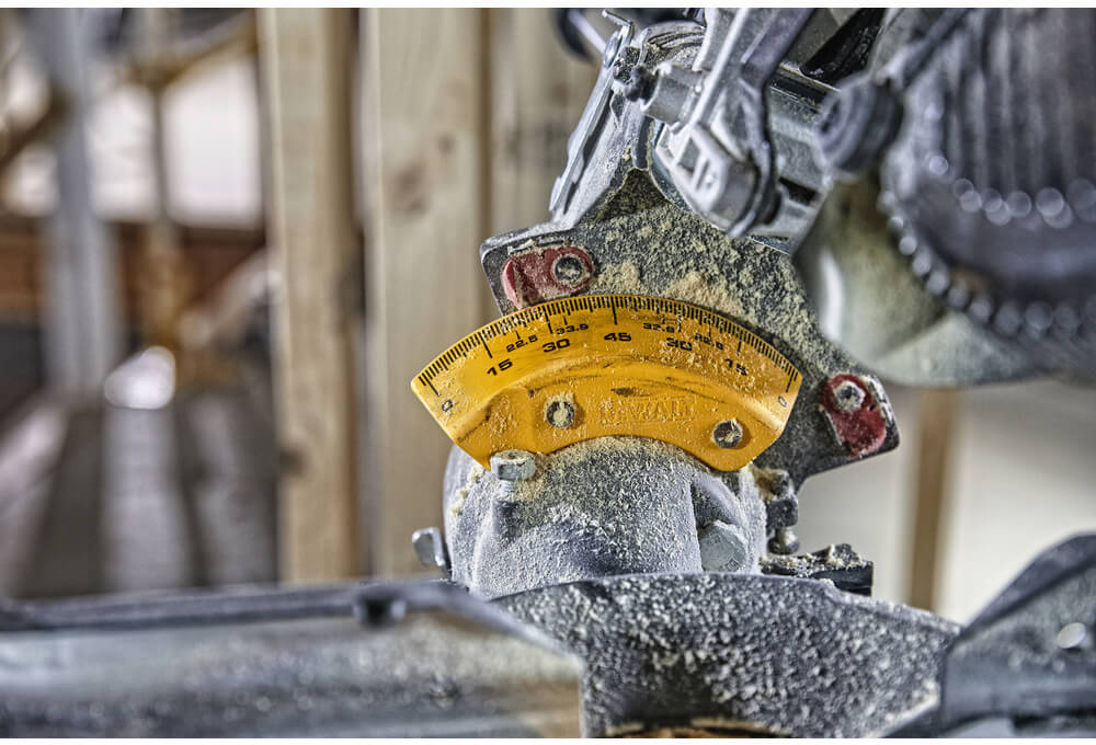 ���� ����������� �������������� ����������� DeWALT DCS727T2 