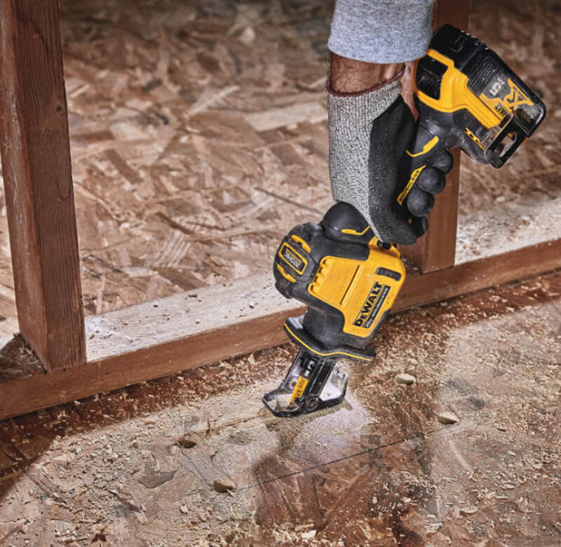 ���� ��������� �������������� ����������� DeWALT DCS369NT 