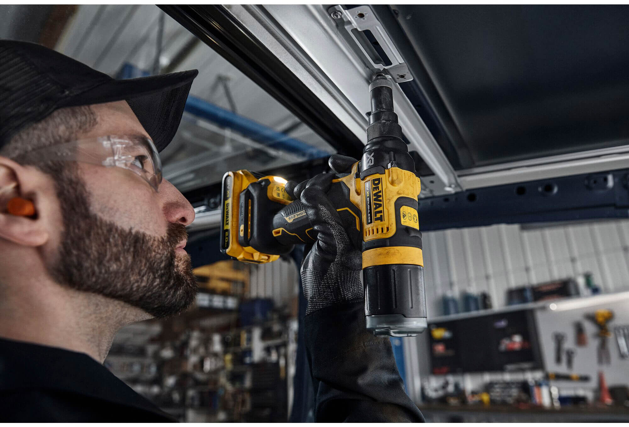 ���������� �������������� ����������� DeWALT DCF403NT 