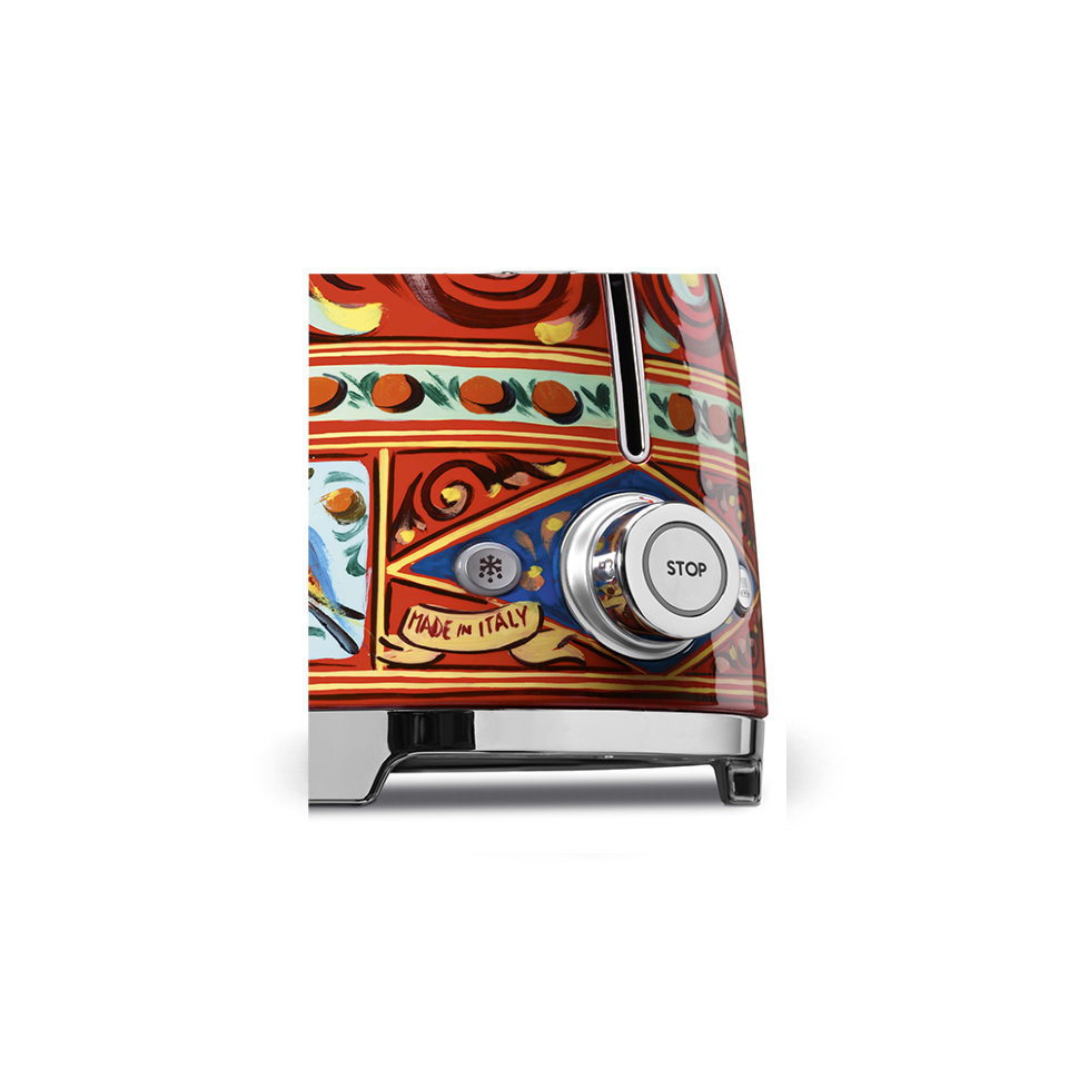������ Smeg TSF01DGEU 