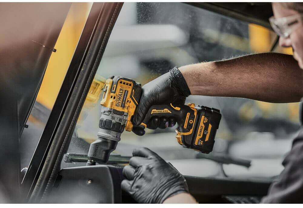 �����-��������� �������������� ����������� �� �������� ��������� DeWALT DCD703NT 