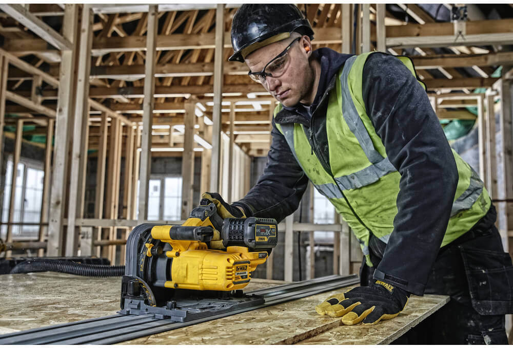 ���� �������� ��������� �������������� ����������� DeWALT DCS520T2R 