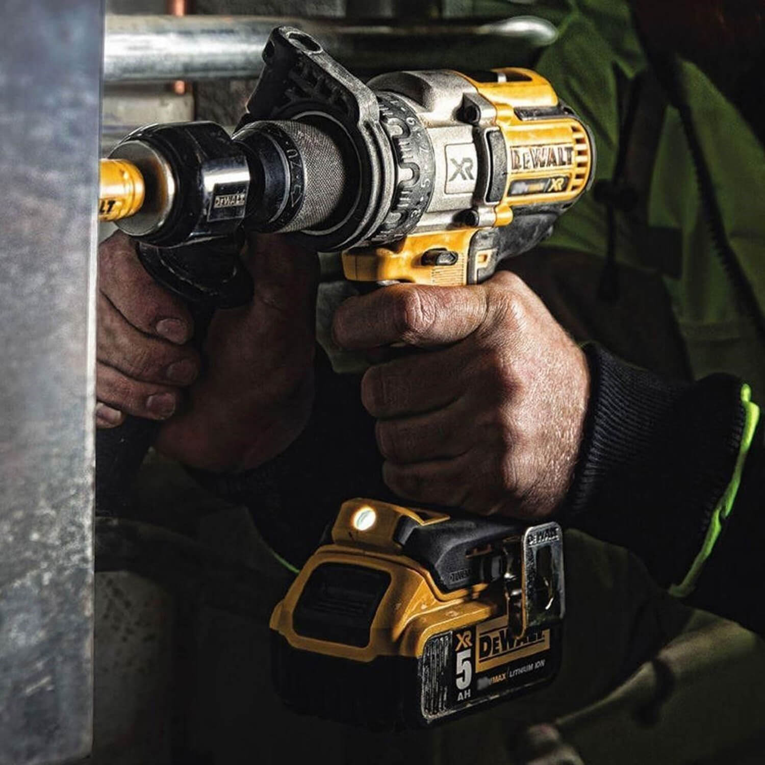 �����- ���������� �������������� ����������� ������� DeWALT DCD996P3 