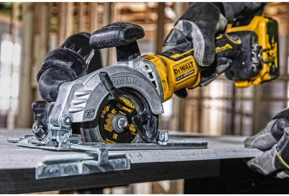 ���� �������� �������������� ����������� DeWALT DCS571P2 