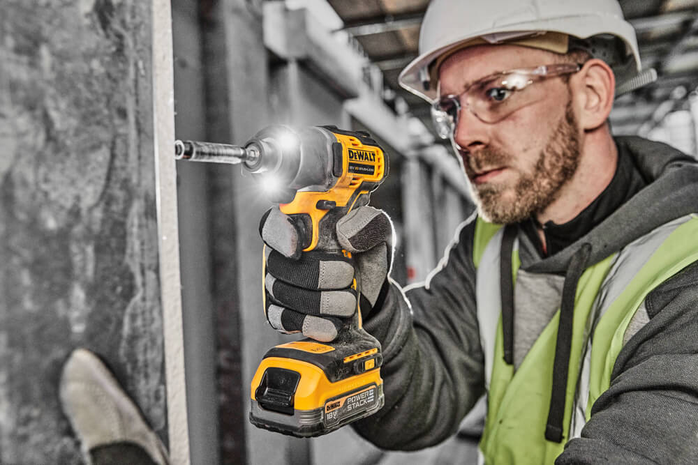 ���������� ������� �������������� ����������� DeWALT DCF840N 
