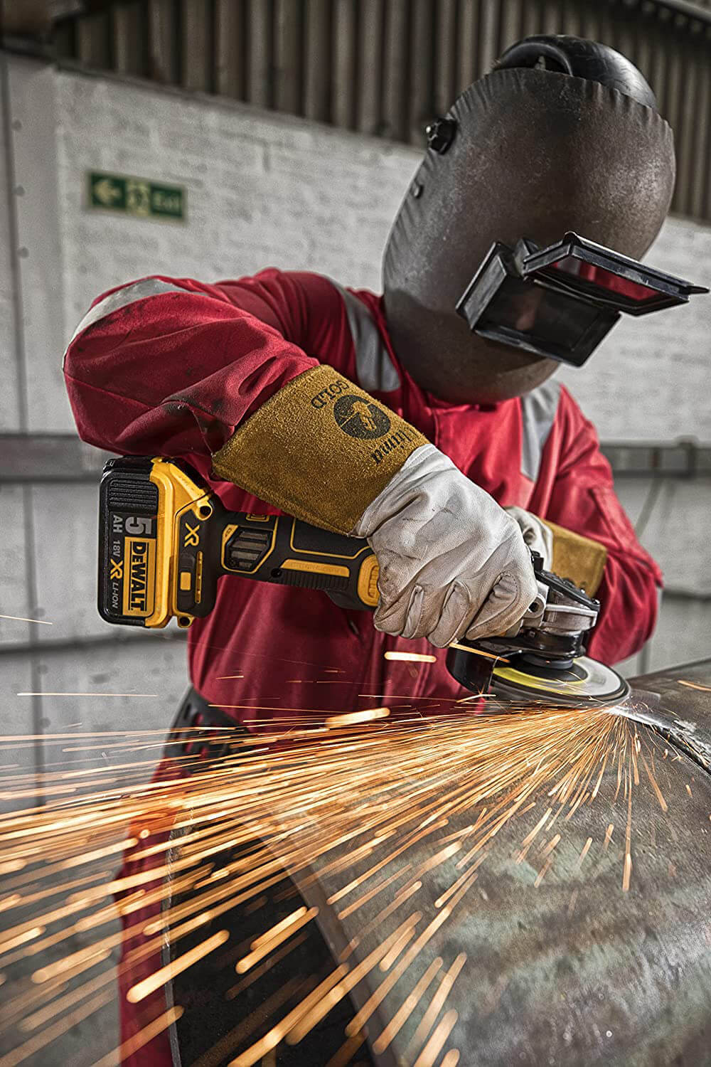 ���������� ������� - �������� �������������� ����������� DeWALT DCG405N 