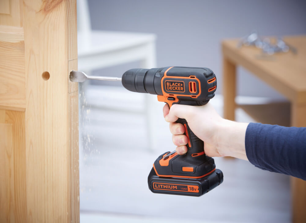 �����-���������� �������������� BLACK+DECKER BDCD18 